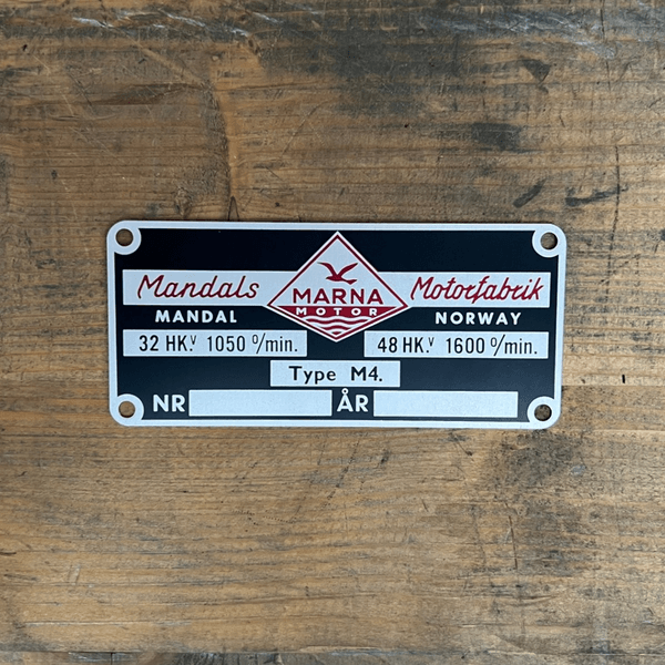 Hovedbilde M4 motorskilt